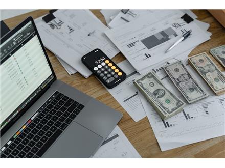 合庫銀行薪資福利大公開　5年調薪3次、年終平均近7個月